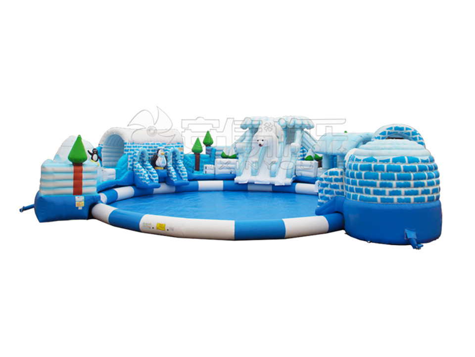 Outdoor commercial grade inflatable mobile water park