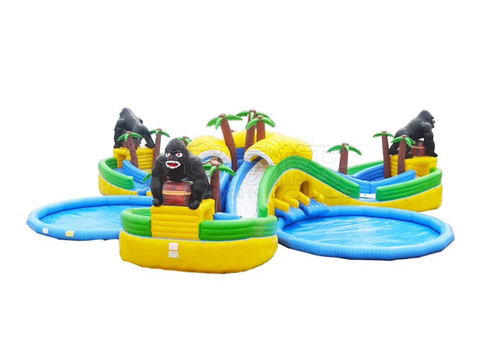 Outdoor commercial grade inflatable mobile water park