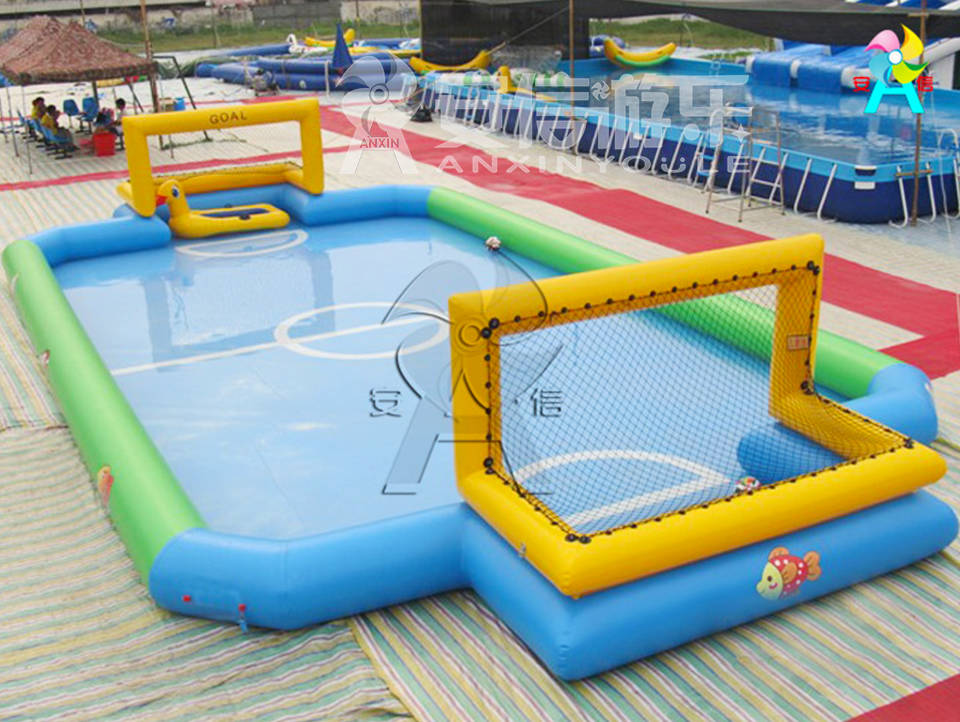 Customized inflatable football arena for foam party