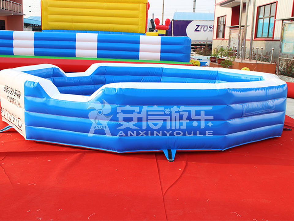 Inflatable gaga ball pit game for kids