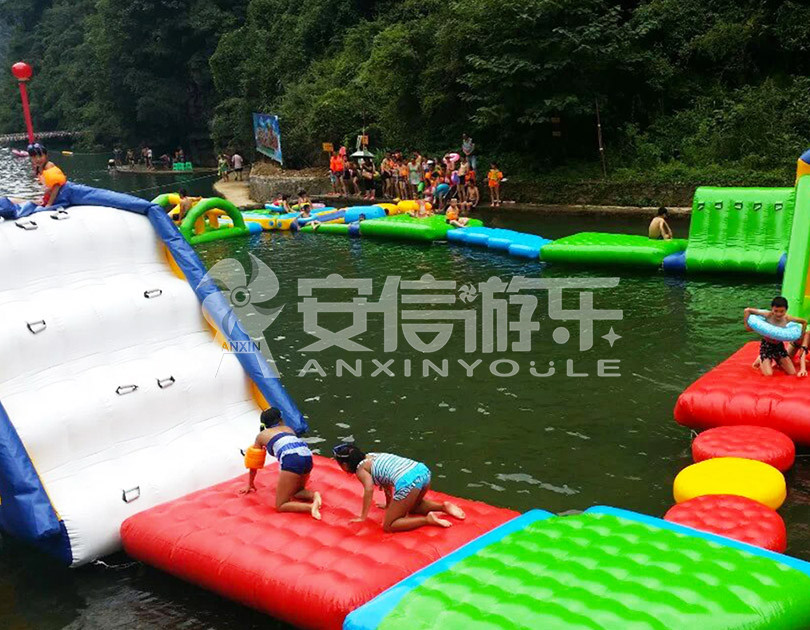 ANXIN project inflatable floating obstacle course in guizhou