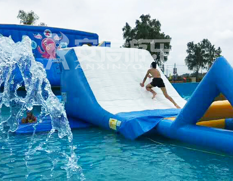 ANXIN Inflatable obstacle course floating mobile water park