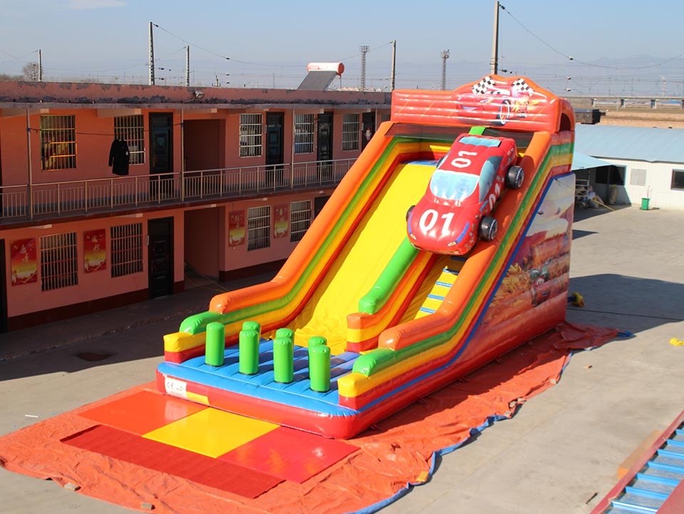 Inflatable dry Slide with Car Model